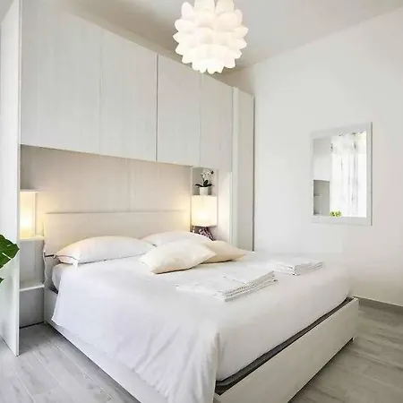 Sunny San Siro Stadio Apartment *