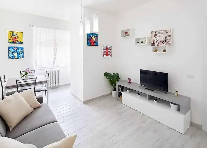 Sunny San Siro Stadio Apartament *
